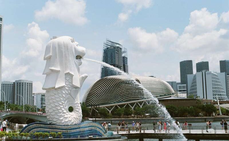 Vibrant Merlion Neighborhood, Singapore